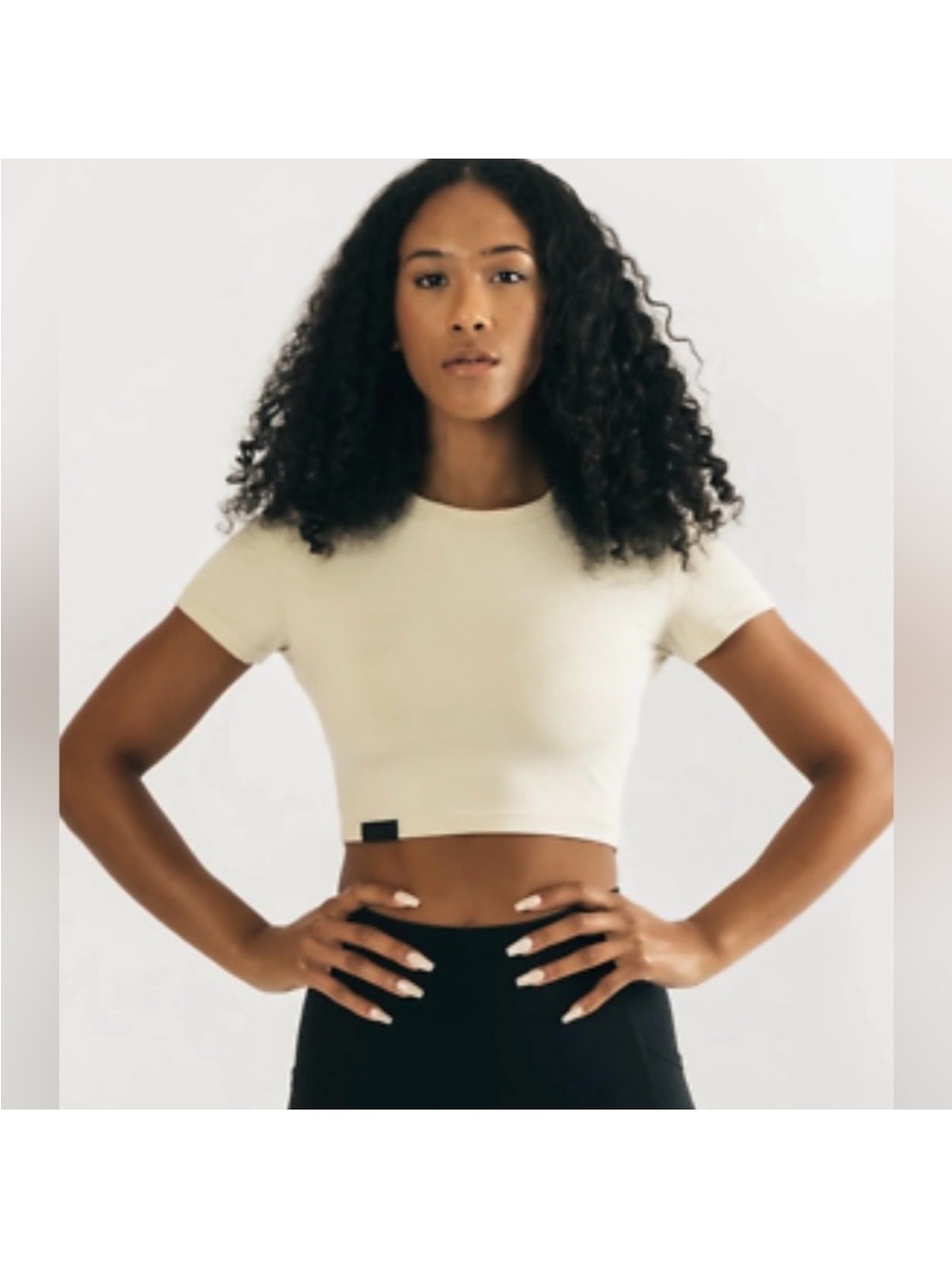 Alphalete Cream Short Sleeve Open-Back Crop Top - Picture 2 of 5